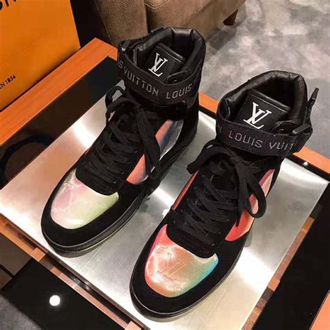 louis vuitton men's sneakers 2021.